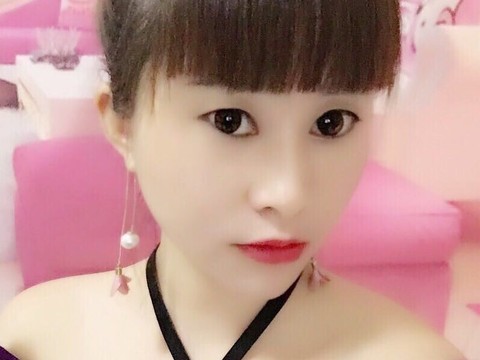 提伯斯_妮子海报