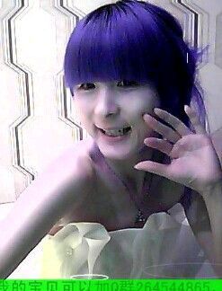 小提莫虎妞主播照片