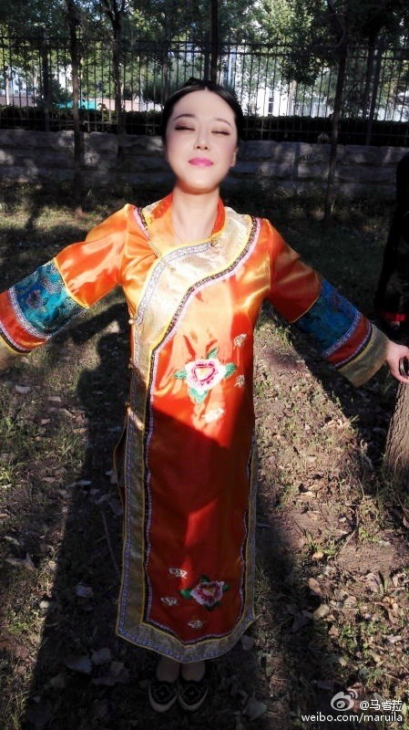 叶子和马睿菈主播照片