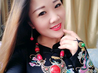 段利恩的主播照片