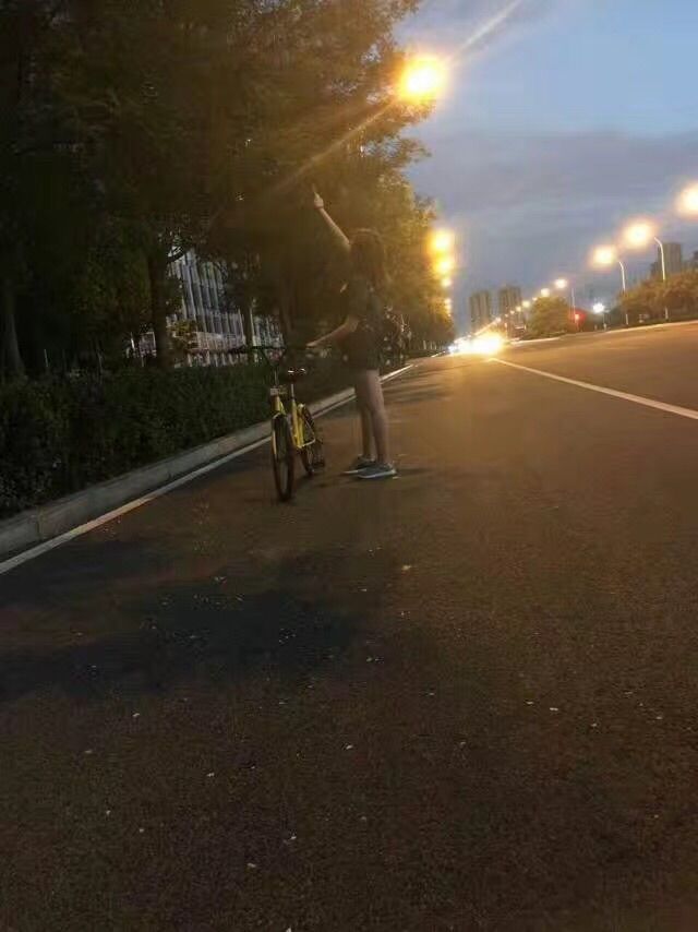 岩*^(oo)^主播照片