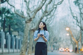 大聆听温主播照片