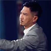 25岁的男人.