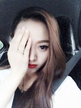 萱萱萱萱辰主播照片
