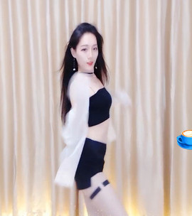 八百米主播照片