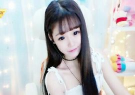 挚念七彩祥云主播照片