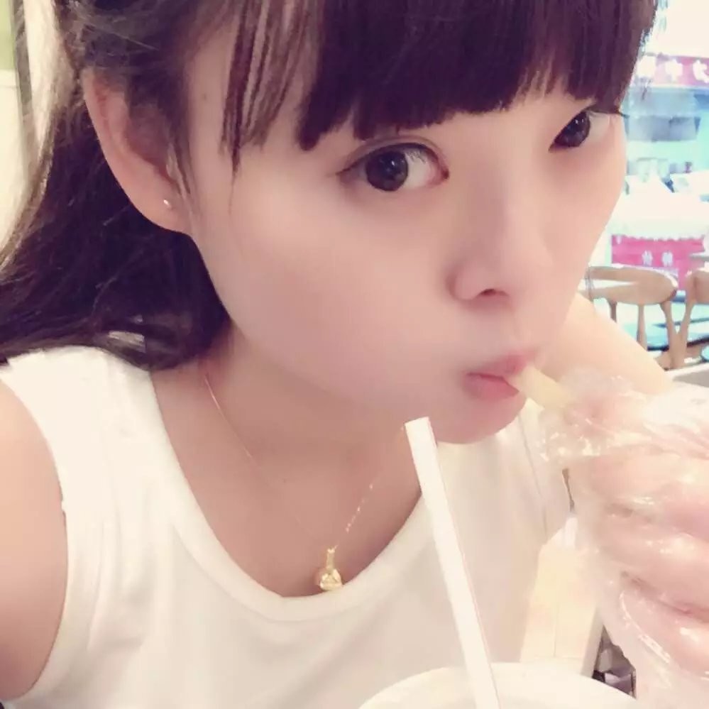*糖逗逗的主播照片