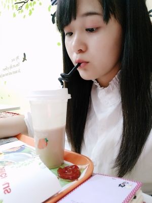 甜儿（乖乖）的主播照片