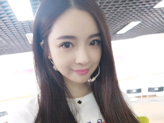 望着天。。。的主播照片