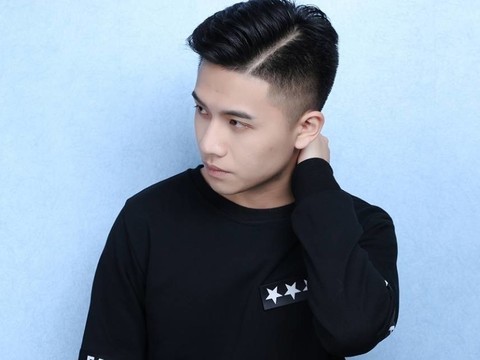 V李小航海报