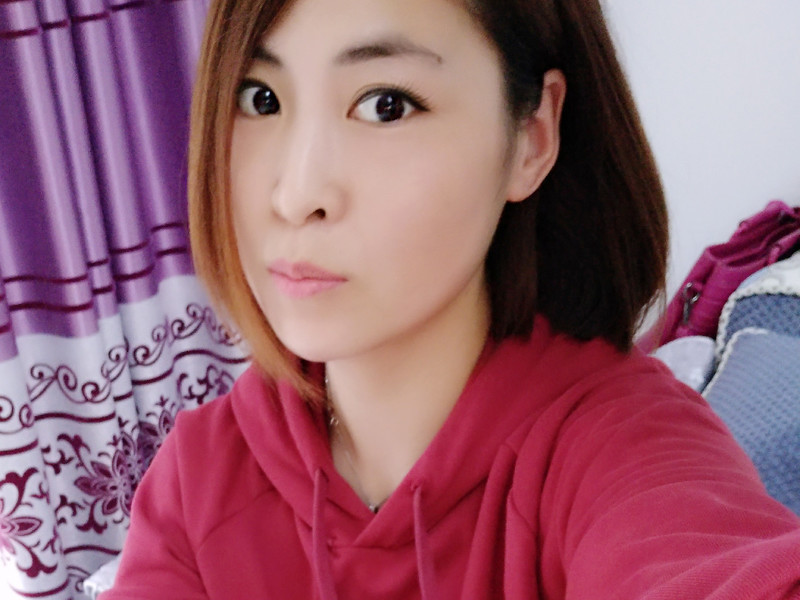 阿童木1112的主播海报