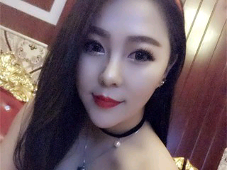 秦唉的的主播照片