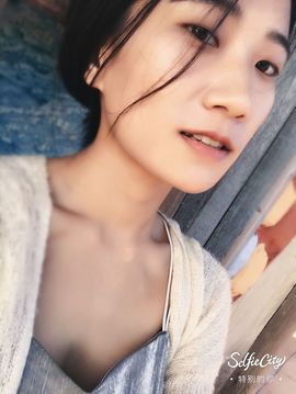 🙈`黄小言.主播照片