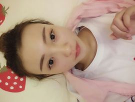 小哈妹“”“”“”主播照片