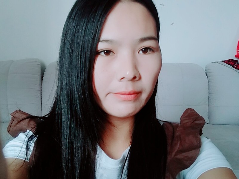 艳。*的主播海报