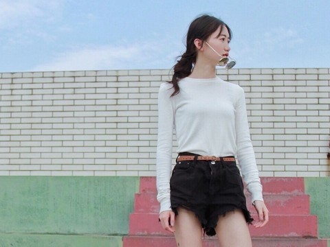 草吉.海报