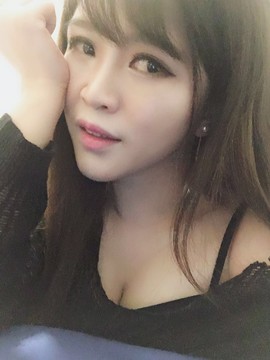 つ♡小可早上八点半主播照片