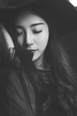 小鲤鱼s馨儿主播照片