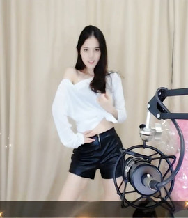 八百米主播照片