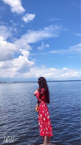 九小九，主播照片