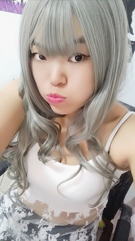 脸脸吃不饱主播照片