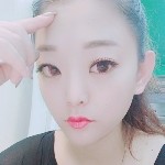姐穿板鞋照样走猫步