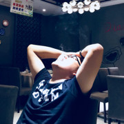 君子王g海报