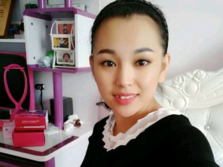 鑫鑫不一样的主播照片