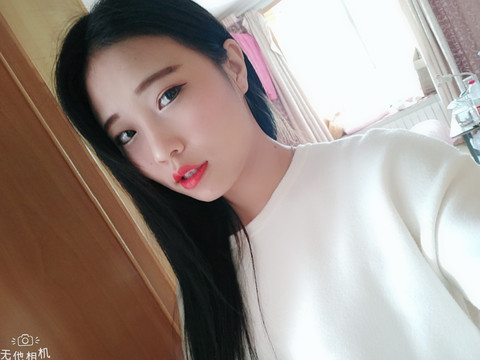 💋艾爷海报