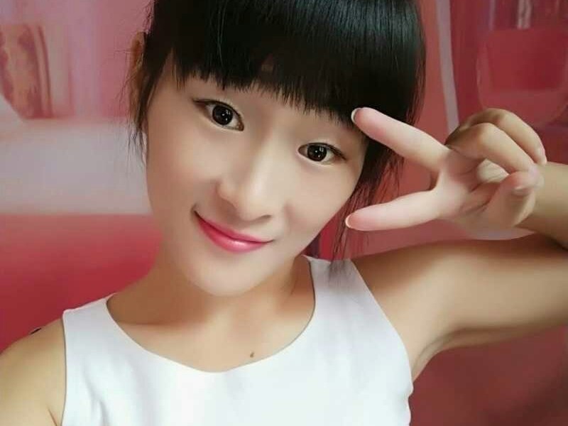 ℡〇nLy小样ルo的主播海报