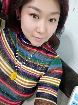 💞兰花💋法国红酒主播照片