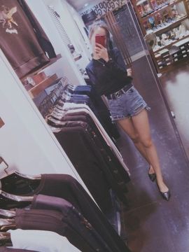 小霸王🌸丑小鸭主播照片