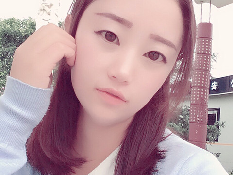 王小暖海报