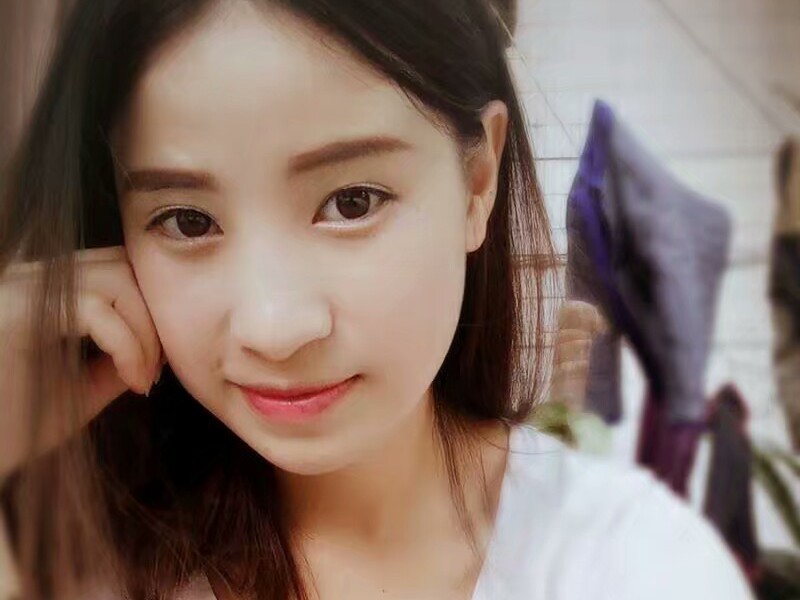 山歌女孩小阿美的主播海报
