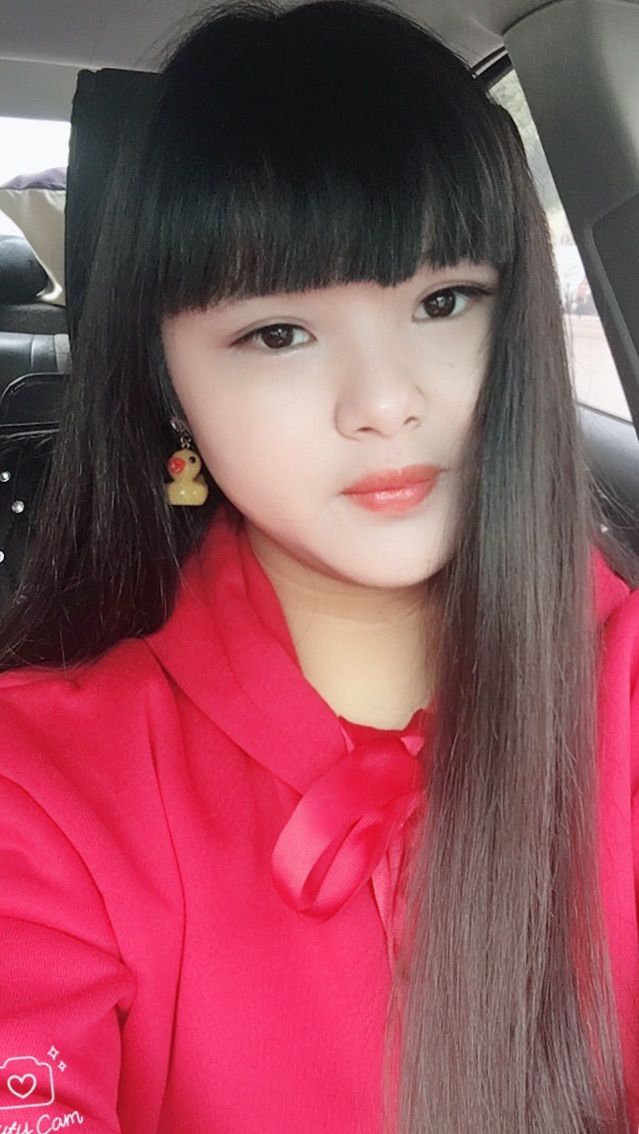 等悠归来主播照片