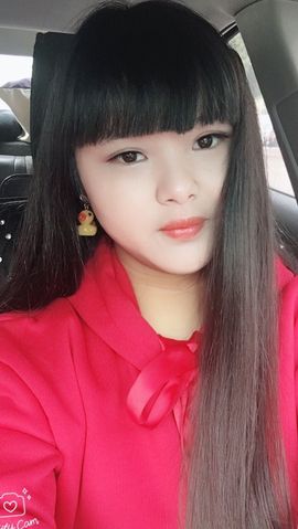 等悠归来主播照片