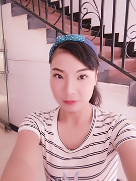 沁馨芸芸主播照片