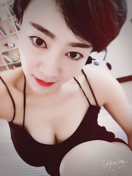 不坑你坑谁.com主播照片