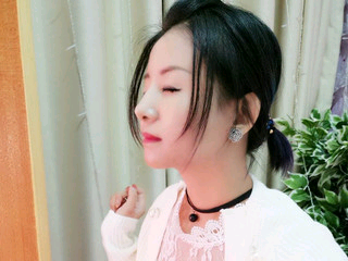 消逝年代的主播照片