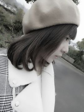 siman西曼主播照片