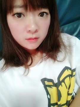 薇琪❥琪小瘦呀主播照片
