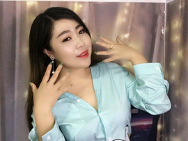 ，群贵主播照片
