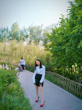 小兔子乖乖♛主播照片