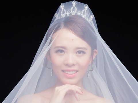 会咬人的兔子🐰海报