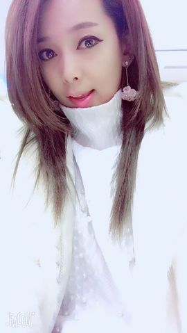 雨荨5198主播照片