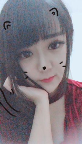 小小西521主播照片