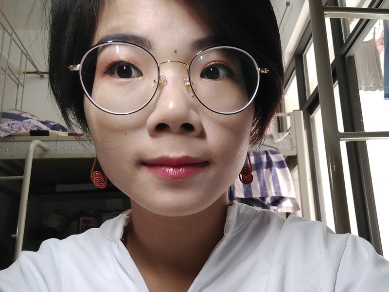 大Easy啊的主播海报