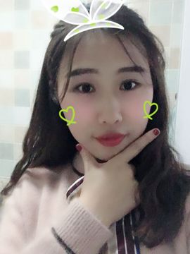 刘佳雯主播照片