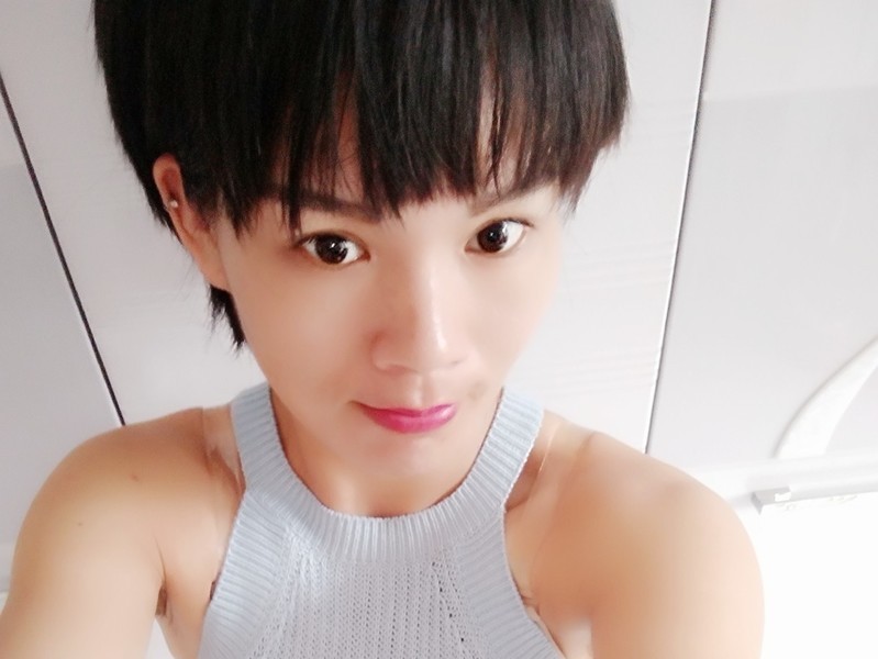 ☜★情17☞的主播海报