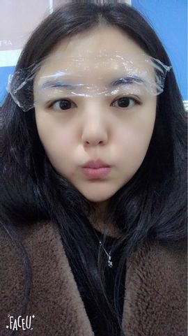 九小九，主播照片